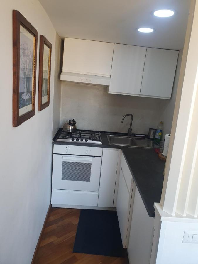 Coronari Apartments 2 Рим Екстериор снимка